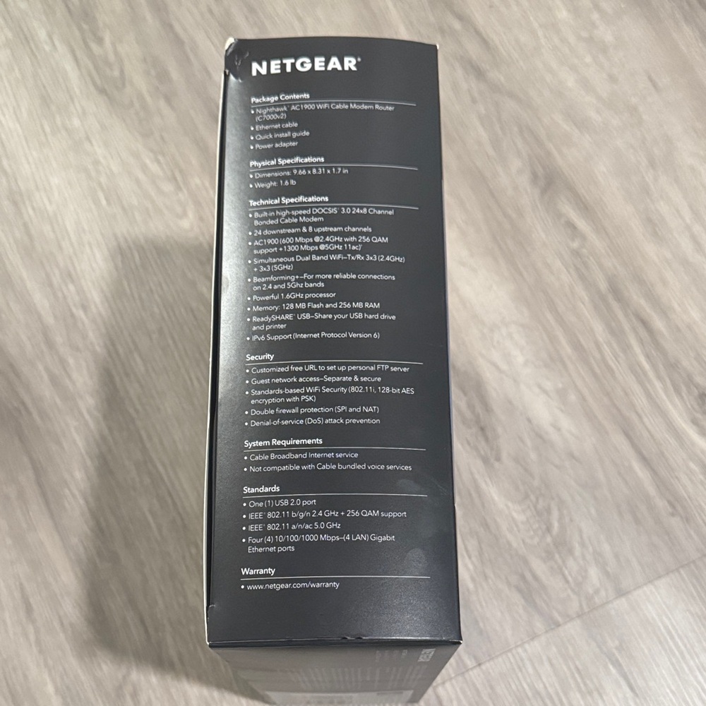 NETGEAR Nighthawk AC1900 WiFi Cable Modem Router - Picture 2 of 5